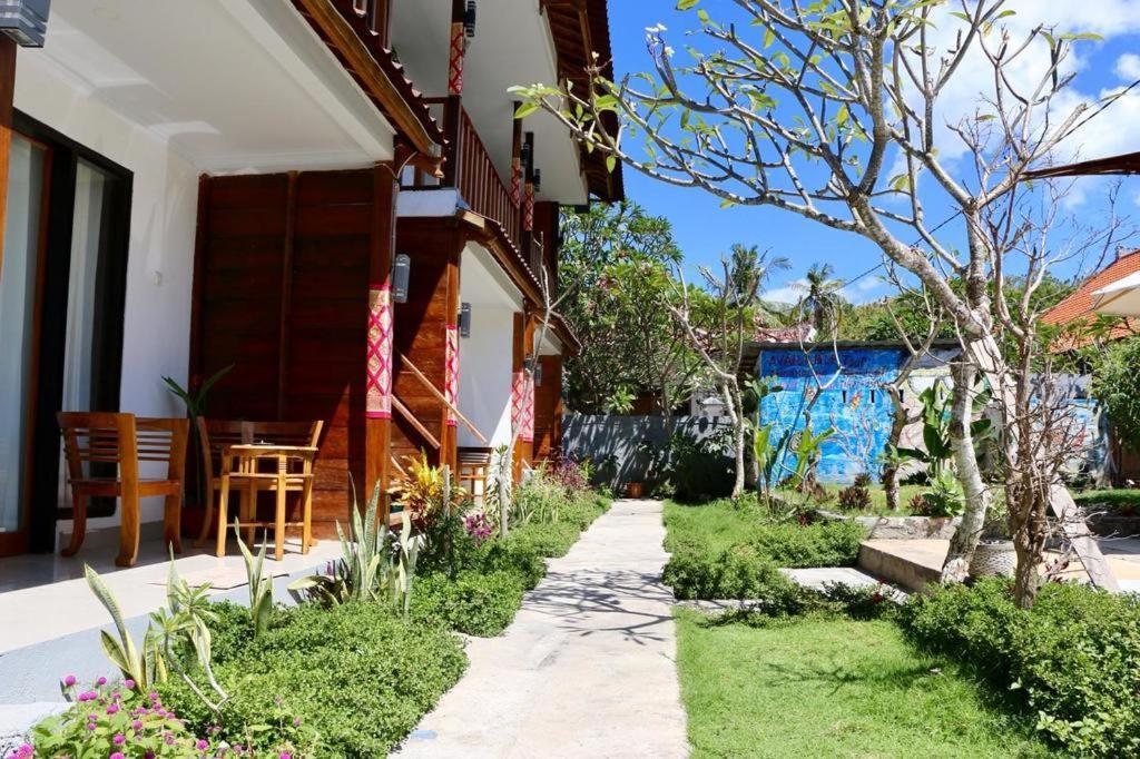 The Welcome Inn Batununggul Bagian luar foto