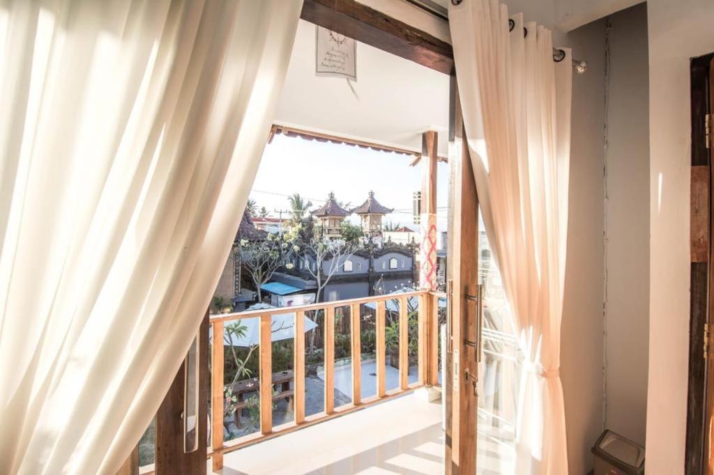 The Welcome Inn Batununggul Bagian luar foto